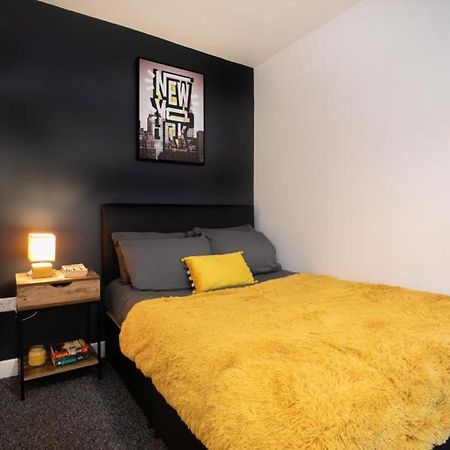 Spacious 2 Bedroom Apartments - 5 Mins From Qmc, Universities And City Centre! ノッティンガム エクステリア 写真